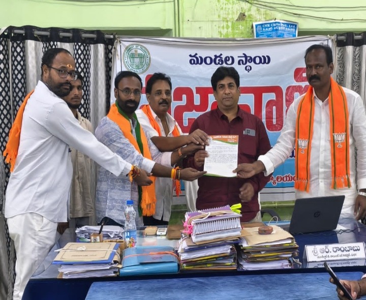 ‘భారీ వర్షం కారణంగా నష్టపోయిన రైతాంగాన్ని ఆదుకోవాలి’