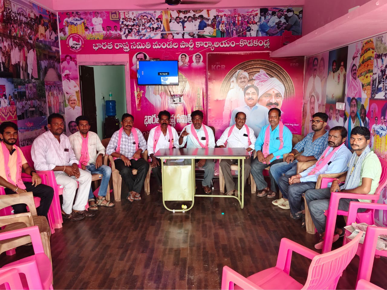 ‘బీఆర్ఎస్ నేతలు కాంగ్రెస్ లో చేరాడనడం తప్పుడు ఆరోపణ’