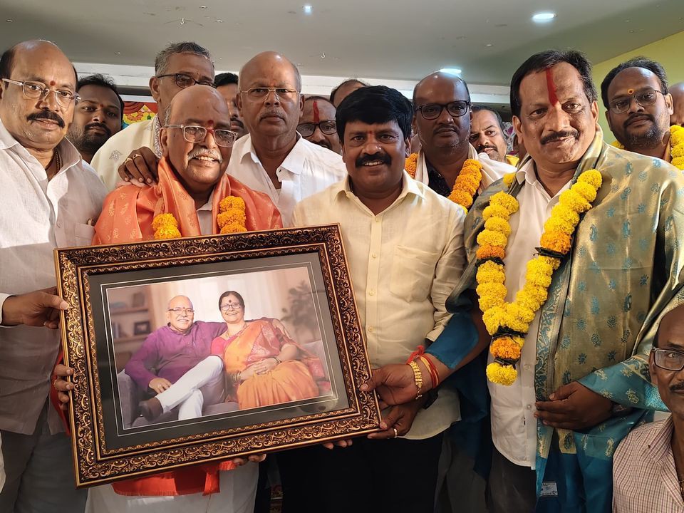 కమ్యూనిటీ హాల్ నిర్మాణానికి స్థలం మంజూరు చేస్తాం : ఎమ్మెల్యే
