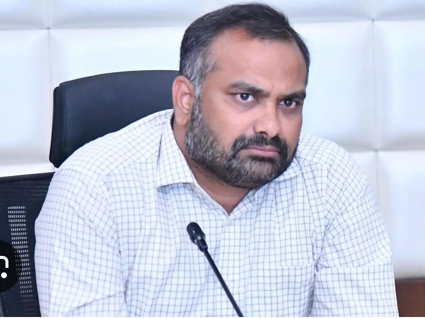నగర వ్యాప్తంగా జీహెచ్ఎంసీ సానిటేషన్ స్పెషల్ డ్రైవ్