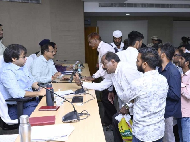 ప్రజావాణికి 88 ఫిర్యాదులు
