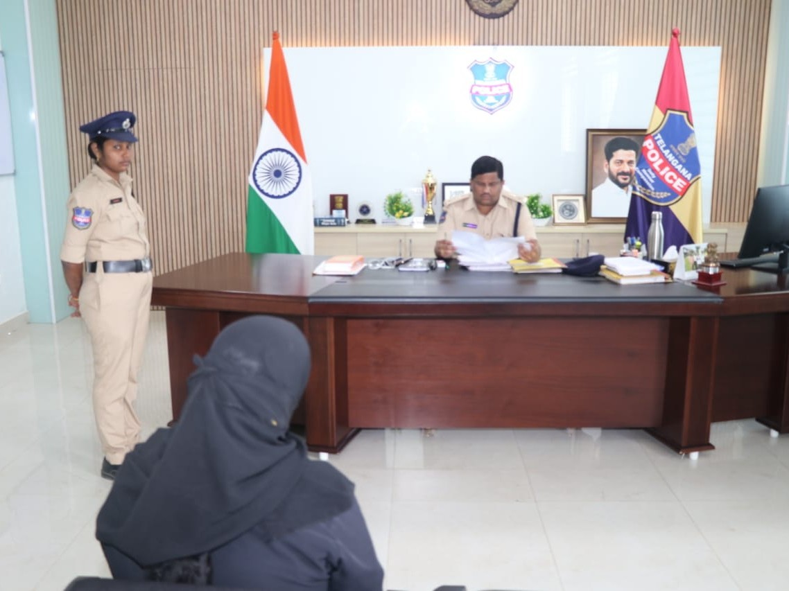 పోలీసు ప్రజావాణిలో 11 ఫిర్యాదులు
