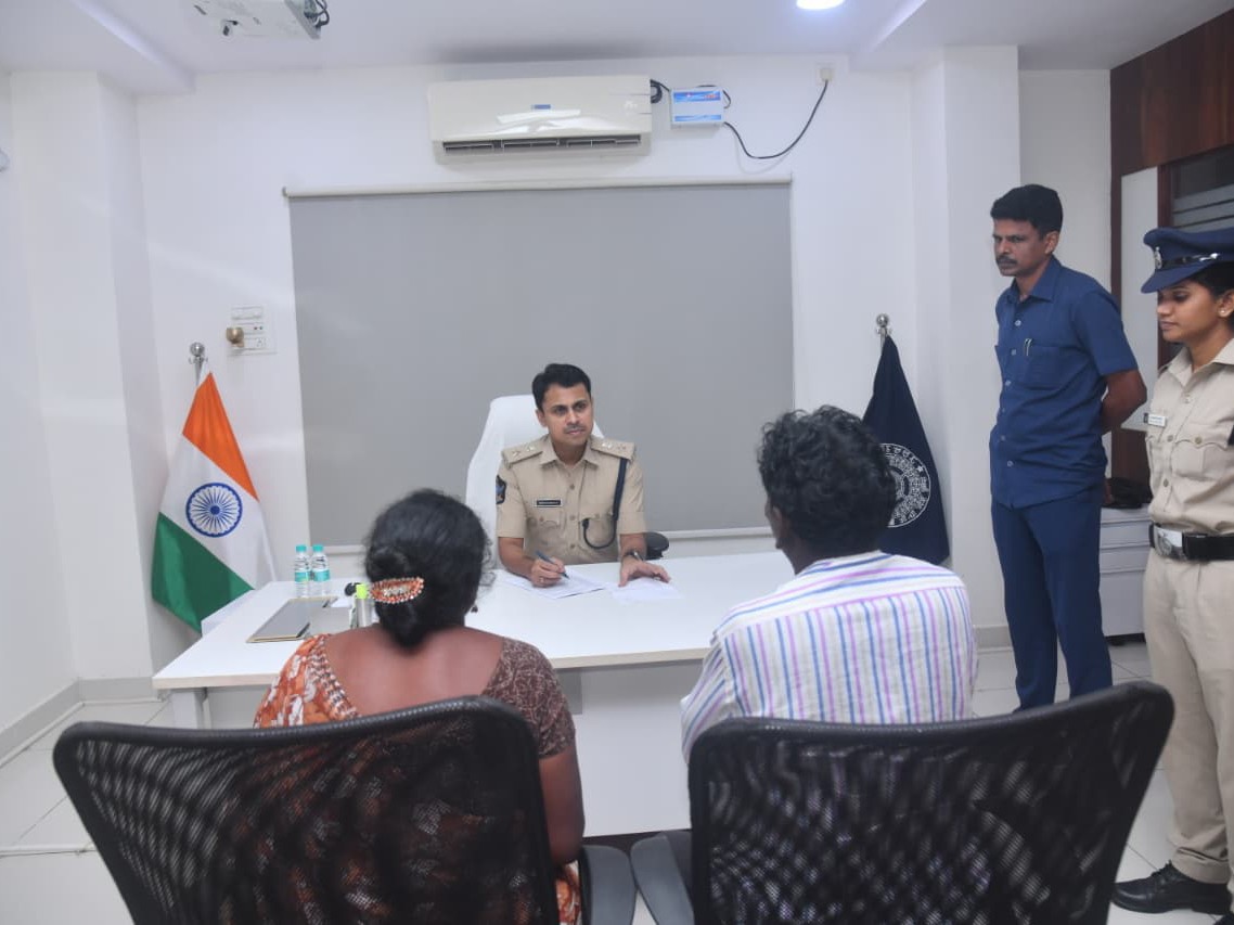 ప్రజా ఫిర్యాదులపై సత్వర చర్యలు తీసుకోవాలి : ఎస్పీ