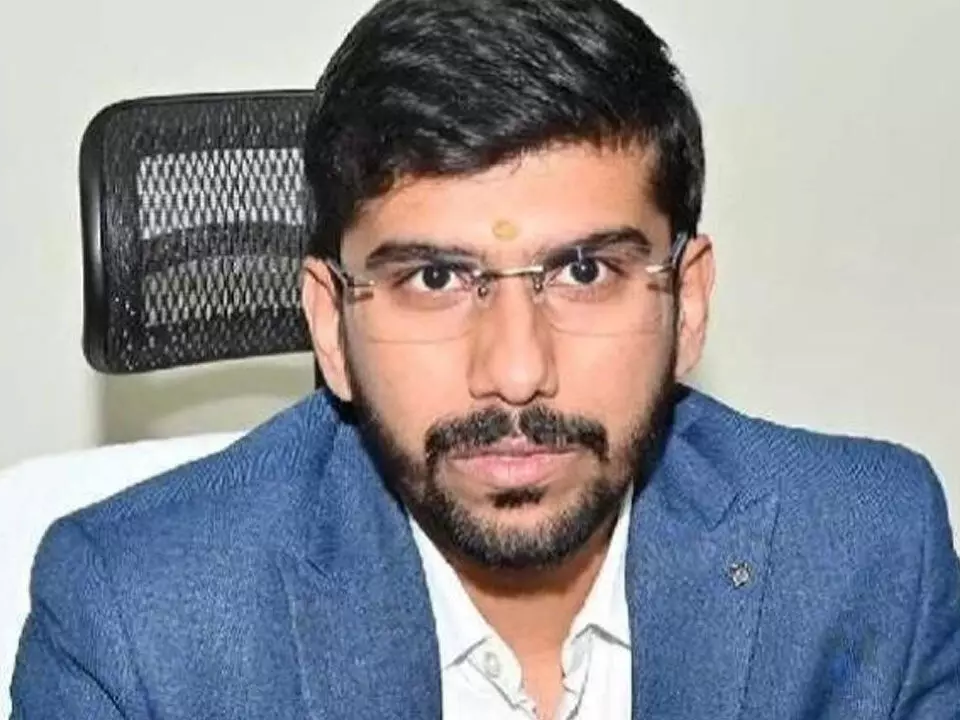 ‘మండలాలు ఉపాధి హామీ పనుల్లో వెనుకబాటు’