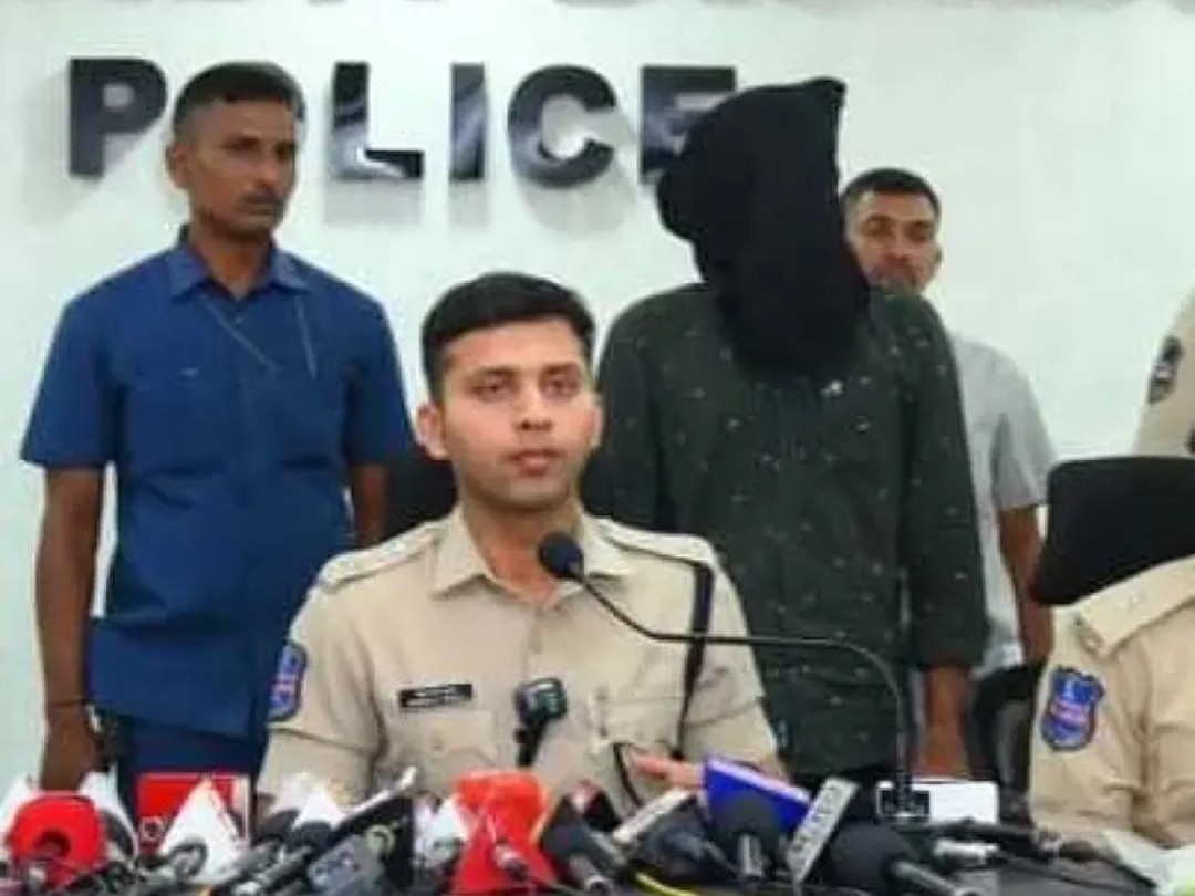 బాలాజీ నాయక్ పై ఫిర్యాదుల వెల్లువ