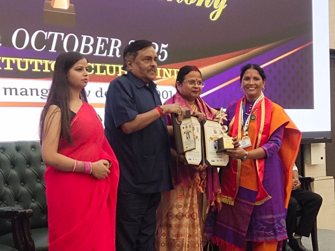 నల్లగొండ న్యాయవాదికి.. ఢిల్లీలో డాక్టరేట్