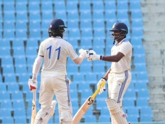 IND vs WI: చివరి రోజు ఆట ప్రారంభం