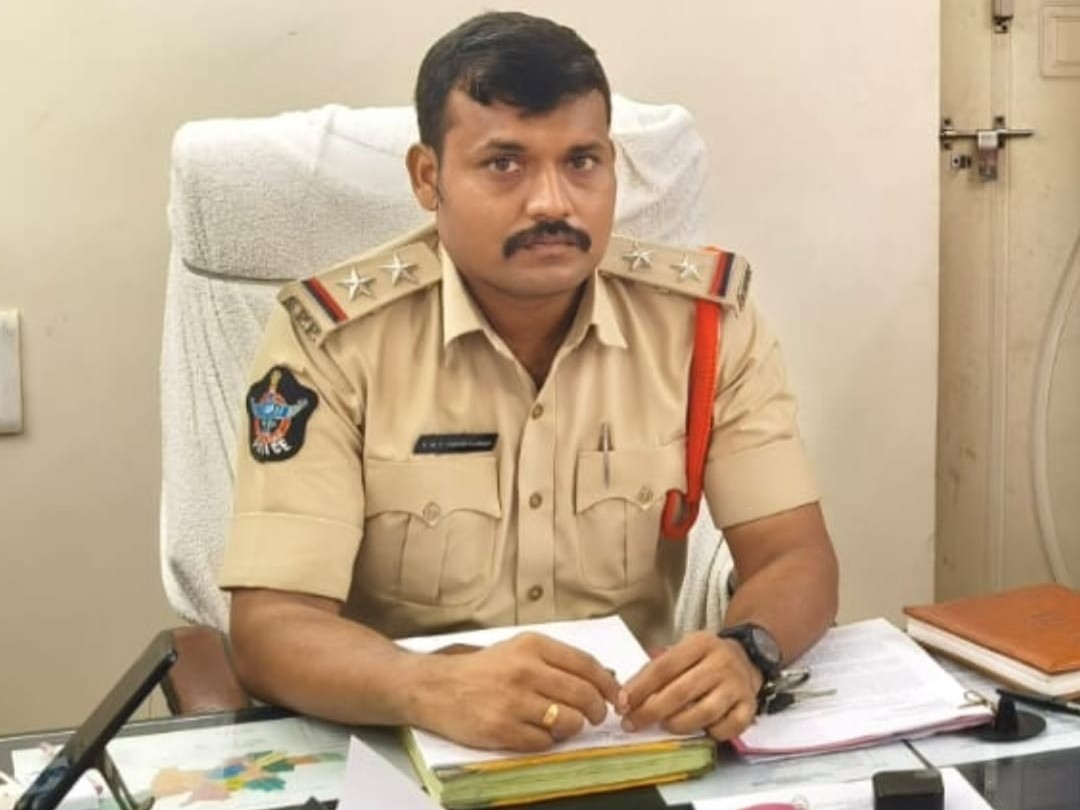 ‘అనుమతి లేని యాప్ లను  ఇన్‌స్టాల్ చేయకండి’
