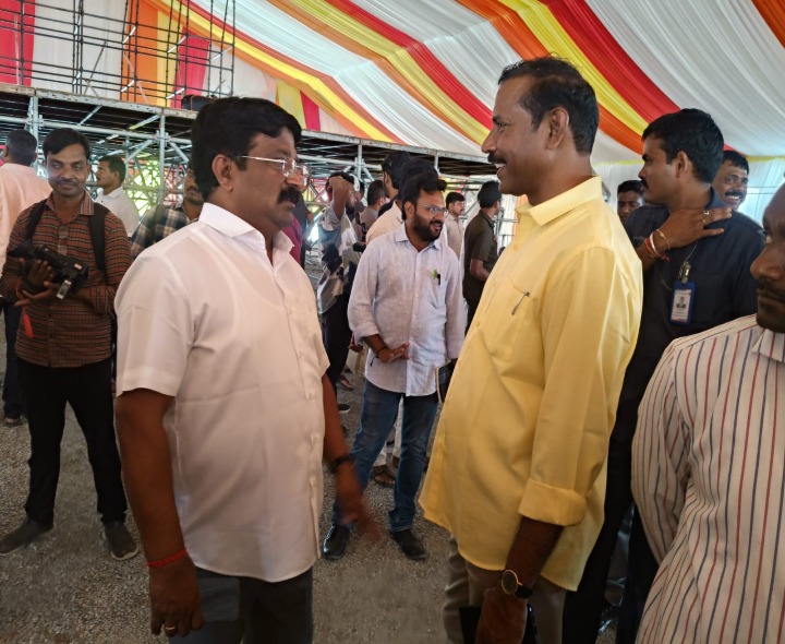 టీడీపీ రాష్ట్ర అధ్యక్షుడుని కలిసిన ఎమ్మెల్యే