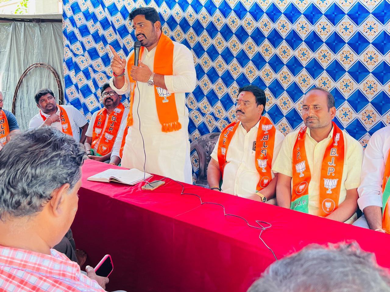 కార్యకర్తలకు దిశానిర్దేశం చేసిన రాణాప్రతాప్