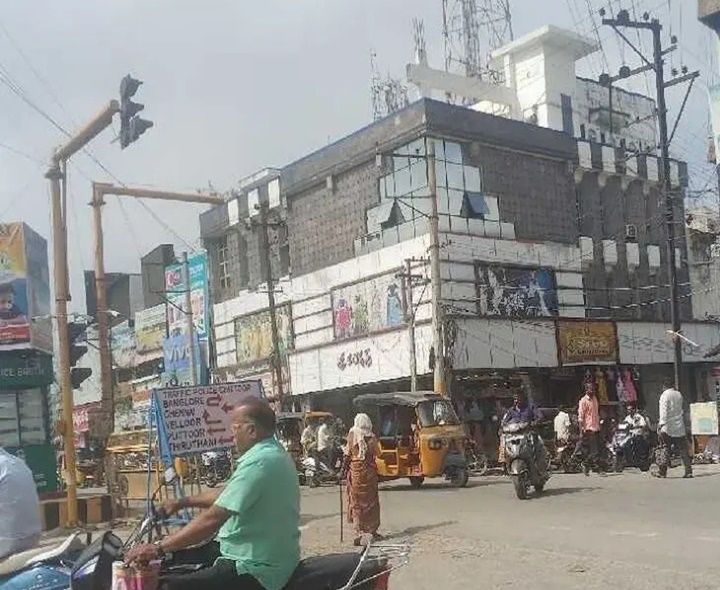 జిల్లాలో పని చేయని ట్రాఫిక్ సిగ్నల్స్