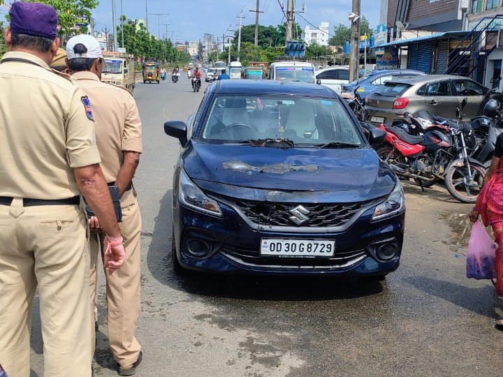 ఇంజన్ వేడికి నిషేధిత గంజాయి ప్యాకెట్లు దగ్ధం