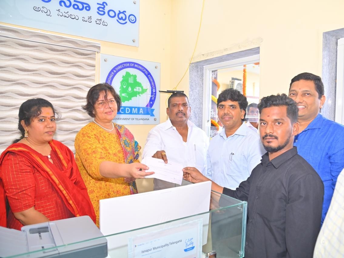 పౌర సేవ కేంద్రం భవనాన్ని ప్రారంభించిన ఎమ్మెల్యే