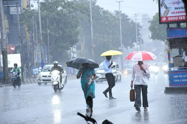 గుడిహత్నూర్‌లో కురిసిన వర్షం
