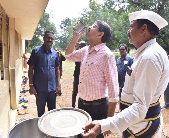 పాఠశాలల్లో మౌలిక వసతులు మెరుగు పరచాలి: కలెక్టర్