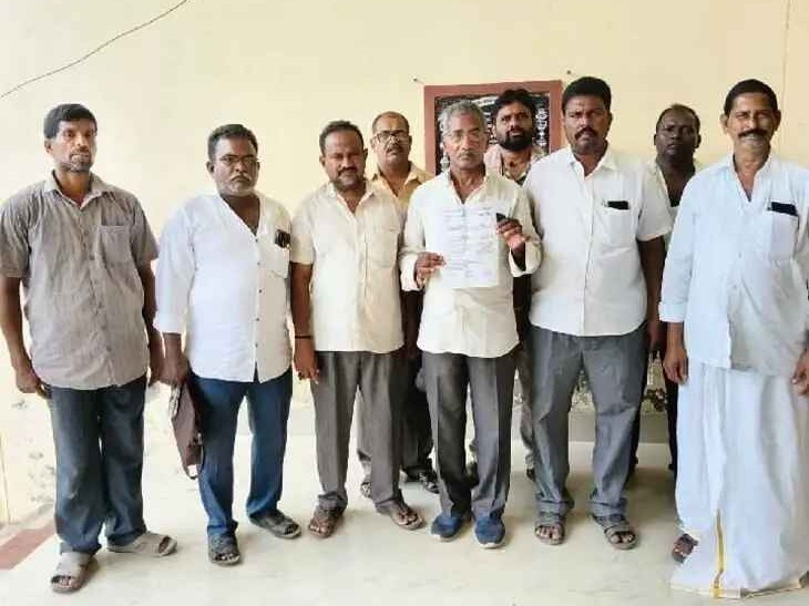 మంత్రి వాసంశెట్టి సుభాష్‌కు వినతి పత్రం అందజేత