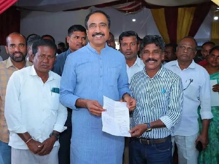 సేవలను తిరిగి ప్రారంభించాలని ఎమ్మెల్యేకు వినతి