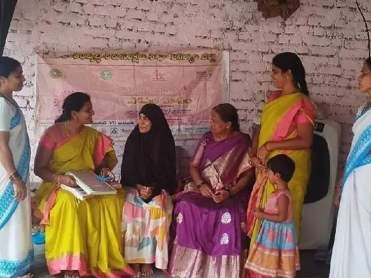 ‘ప్రభుత్వ ఆసుపత్రిలోనే ప్రసవాలు చేయించుకోవాలి’