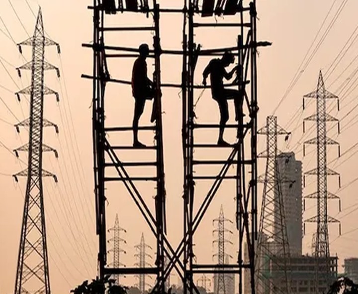 ఈరోజు నుంచి విద్యుత్ ఉద్యోగుల సమ్మె