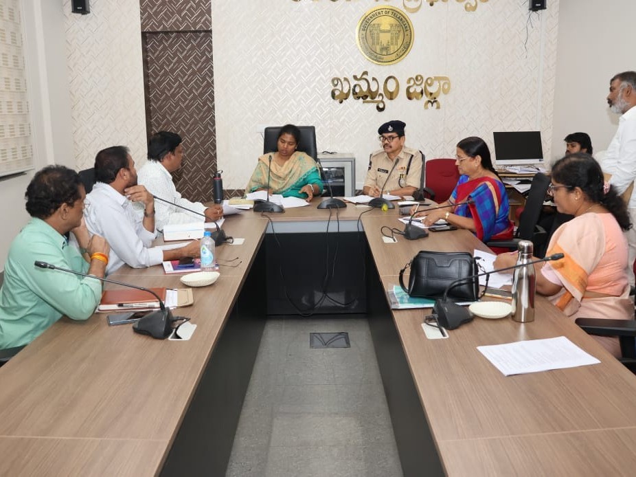క్లినికల్ ఎస్టాబ్లిష్మెంట్ యాక్ట్ అమలు చేయాలి: అ.కలెక్టర్