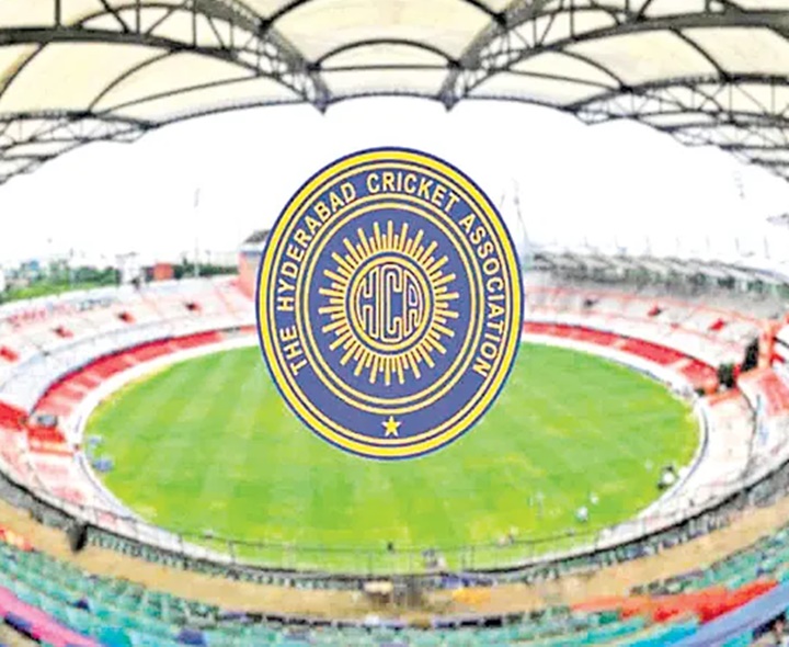 బర్త్ సర్టిఫికేట్ వివాదం.. HCAపై కేసు
