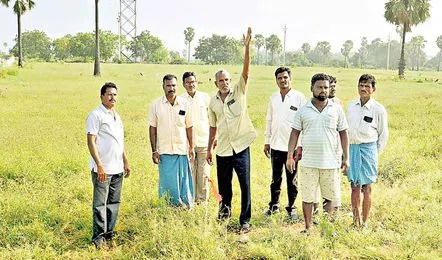 ByPoll: 300 మంది రైతులు నామినేషన్!