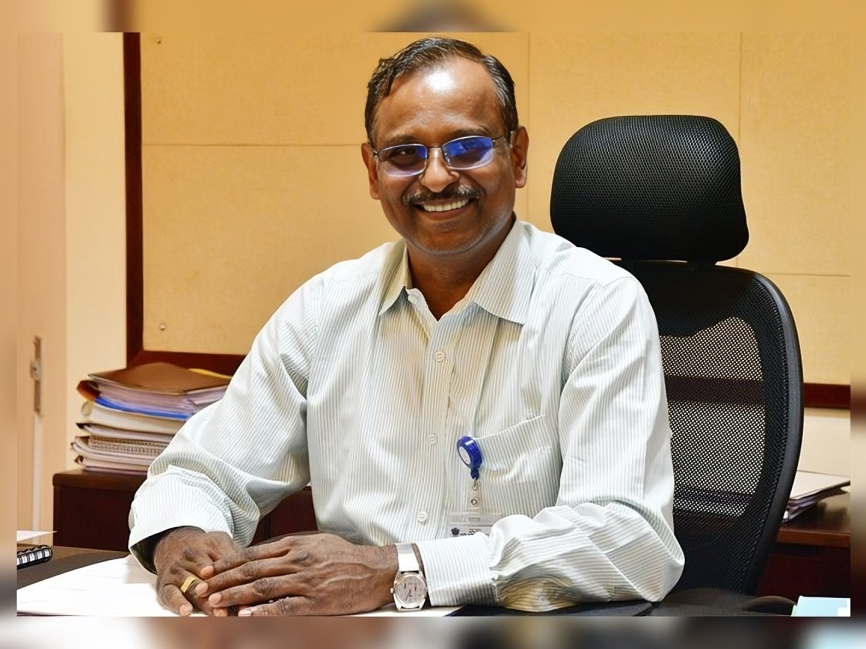 ‘2027లో గగన్‌యాన్, 2040 నాటికి చంద్రుడిపైకి మనిషి’