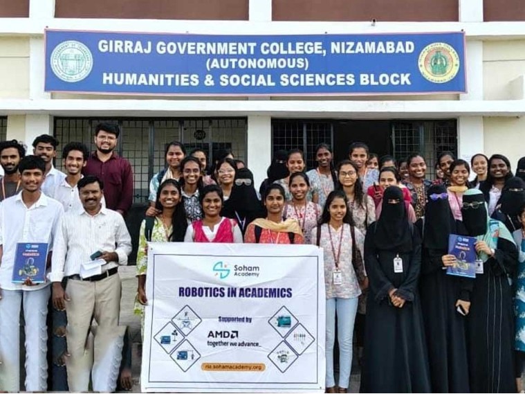 ‘సమాజంలో రోబోటిక్స్‌కు ప్రాధాన్యత పెరుగుతోంది’