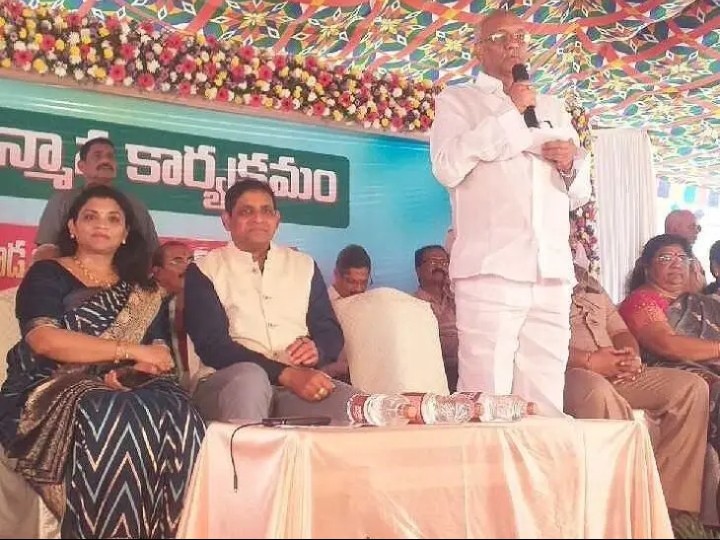 ‘DGP చంద్రశేఖర్ వీరవాసరం గ్రామానికి ఆదర్శం’