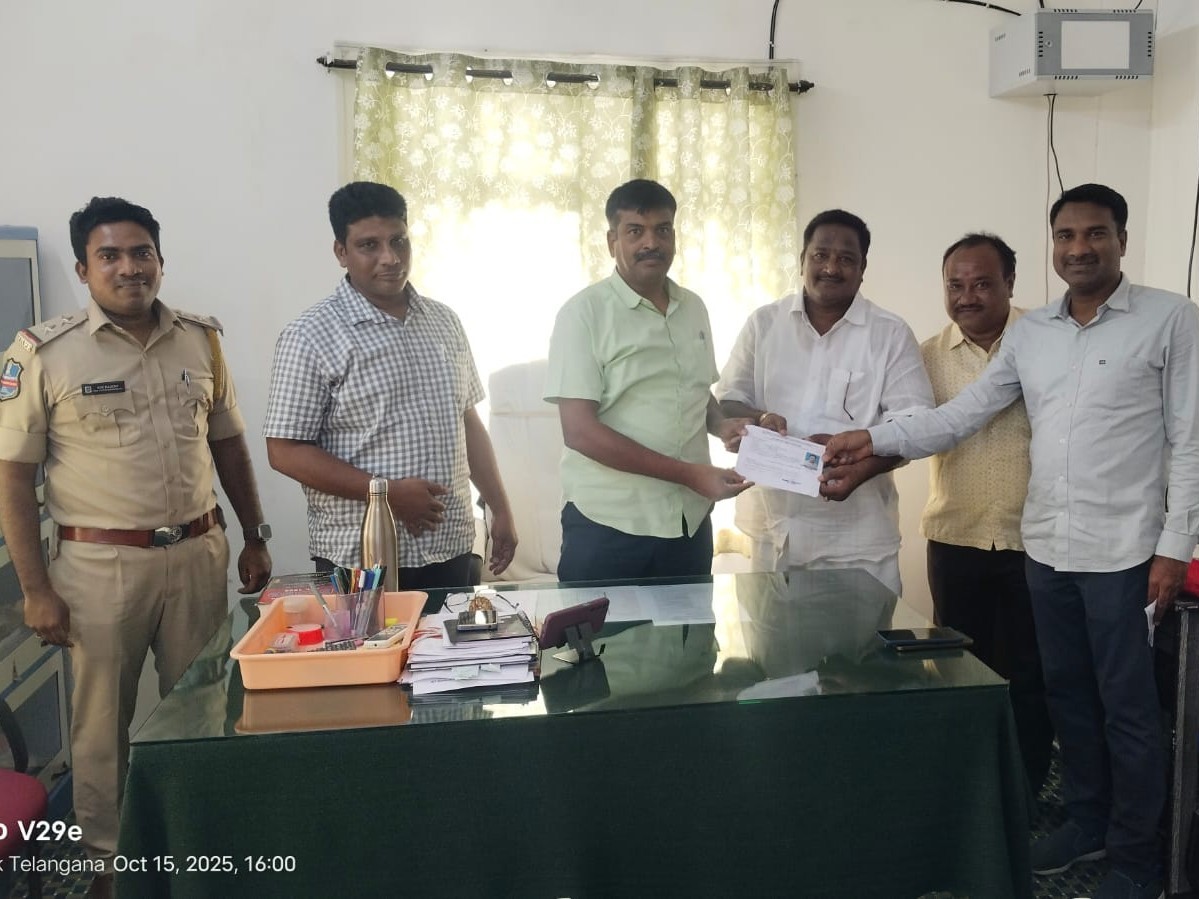 మద్యం దుకాణాలకు 276 దరఖాస్తులు