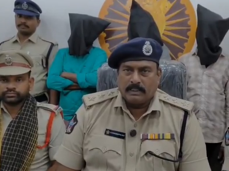 కాపర్ వైర్ల ముఠా అరెస్ట్