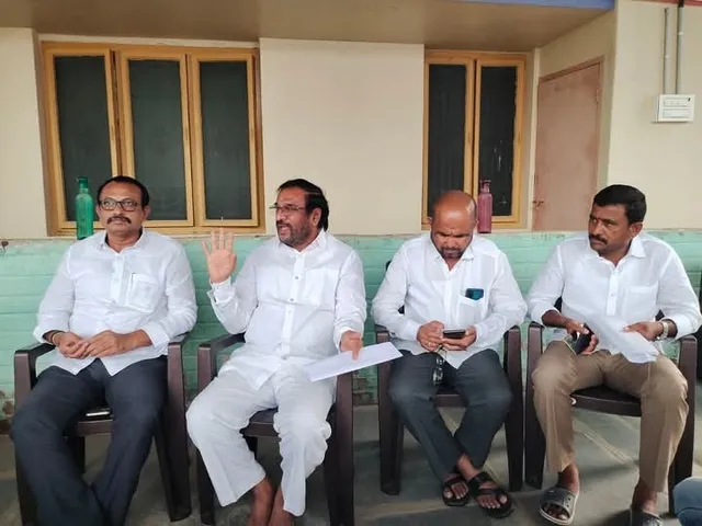కలిసికట్టుగా పనిచేయాలి: ఎమ్మెల్సీ