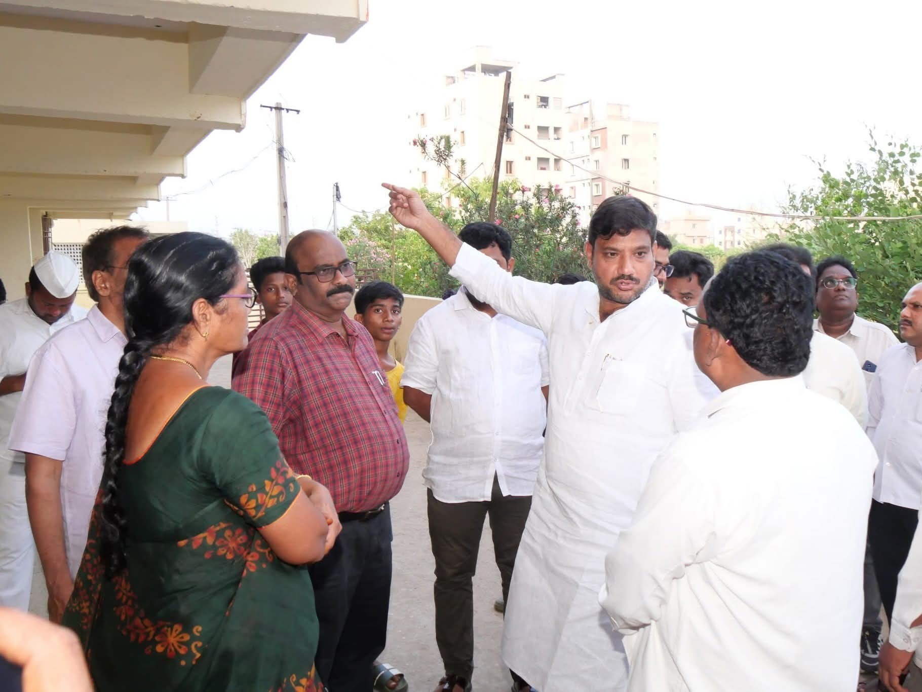మైనారిటీల అభ్యున్నతికి కృషి: ఎమ్మెల్యే