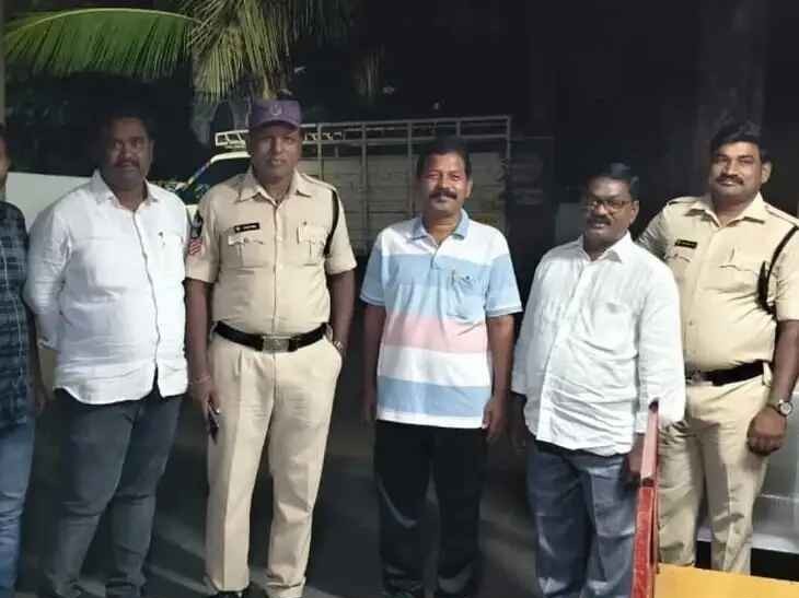 కర్నూలులో కమ్యూనిస్టు నేతల అరెస్ట్