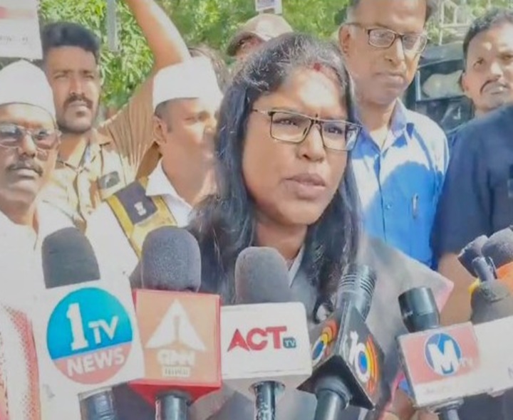 నూతన జీఎస్టీతో అన్నీ లాభాలే: కలెక్టర్
