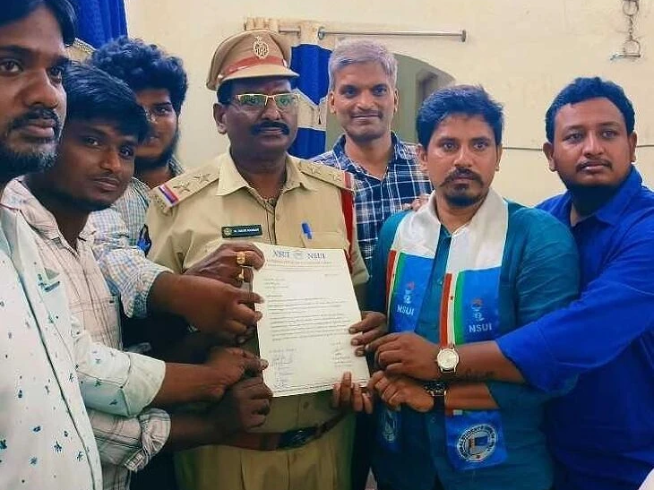 సినీనటులపై NSUI ఫిర్యాదు