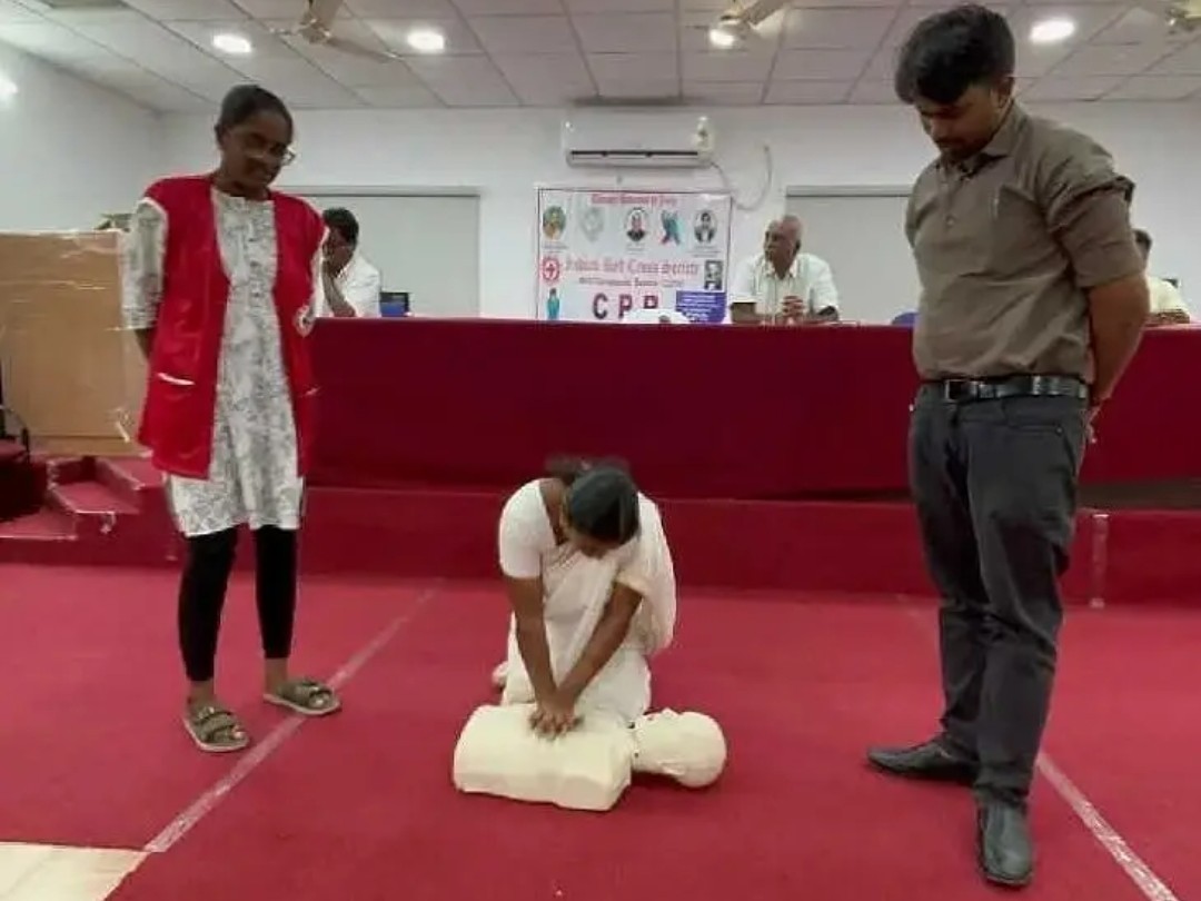 మున్సిపల్ సిబ్బందికి CPRపై అవగాహన