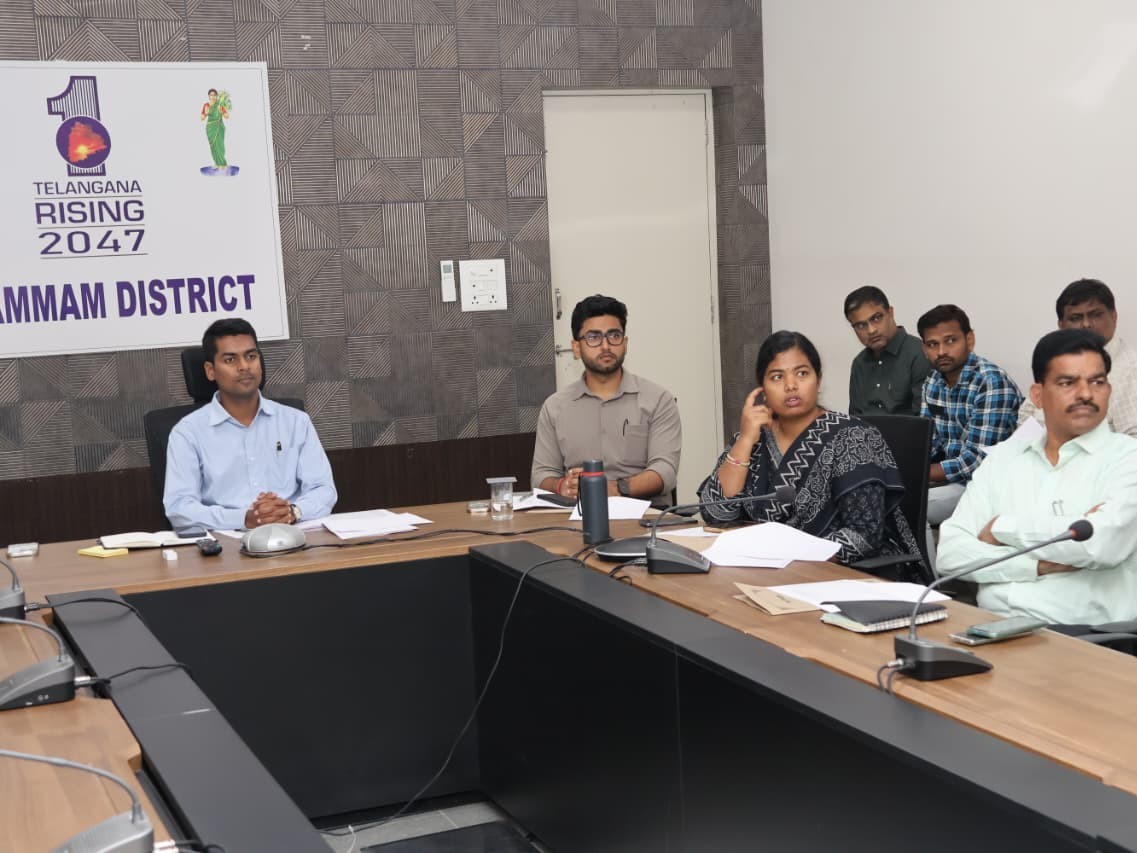‘పెండింగ్ ఓటర్ దరఖాస్తులను సత్వరమే పరిష్కరించాలి’