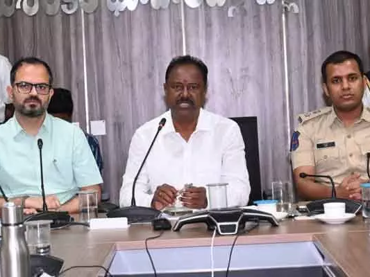 ఇసుక రవాణాలో పర్యవేక్షణ లోపం రావొద్దు: MLA