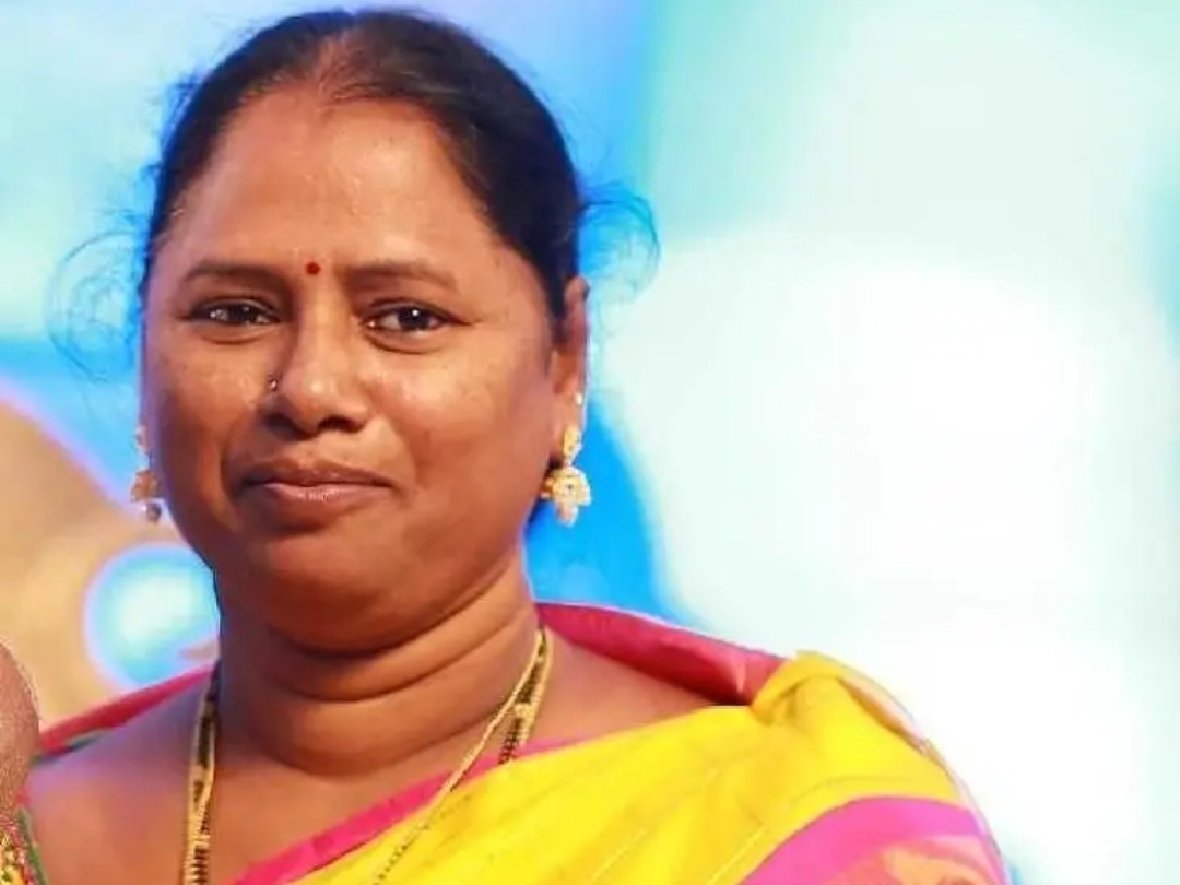 మరణంలోనూ నేత్రదానం చేసి