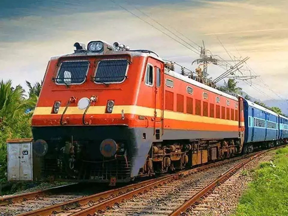 గుంతకల్లు జంక్షన్ మీదుగా ప్రత్యేక రైళ్లు