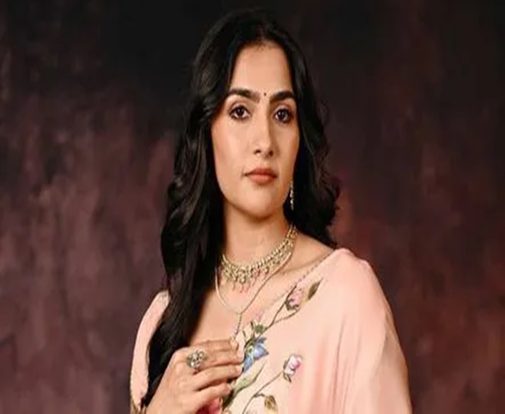 రుక్మిణి వసంత్‌కు మరో బంపరాఫర్!