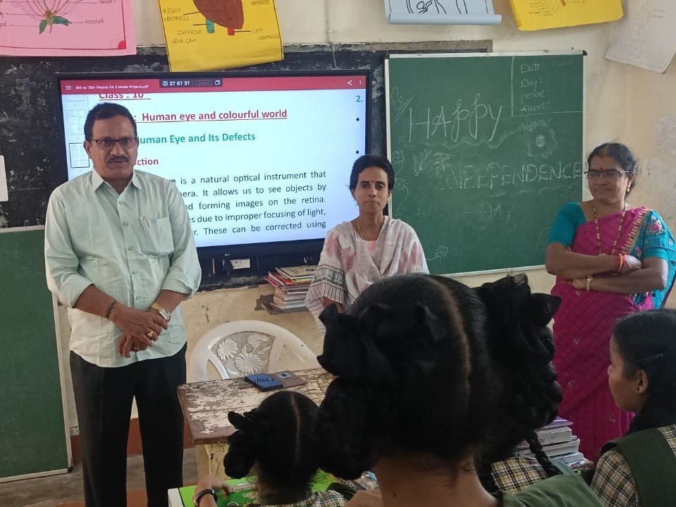 ‘శత శాతం విద్యార్థులు హాజరు ఉండే విధంగా చూడాలి’
