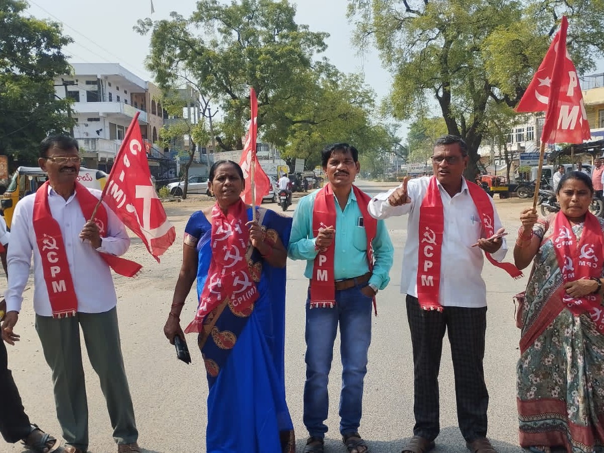 బీసీ బిల్లును కేంద్ర ప్రభుత్వం ఆమోదించాలి
