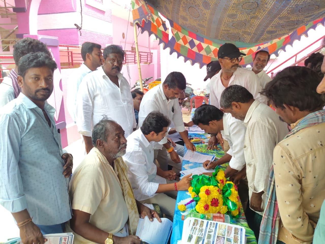 ప్రైవేటీకరణకు వ్యతిరేకంగా సంతకాల సేకరణ