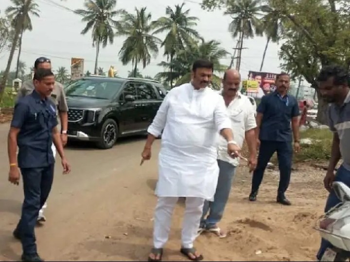 పారిశుద్ధ్య పనులను పరిశీలించిన డిప్యూటీ స్పీకర్