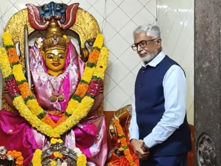 జిల్లాలో సినీ నటులు మురళీమోహన్ సందడి