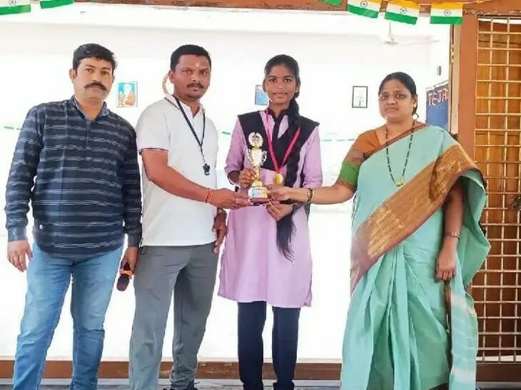 రాష్ట్ర స్థాయికి ఎంపికైన తిమ్మాపూర్ విద్యార్థిని