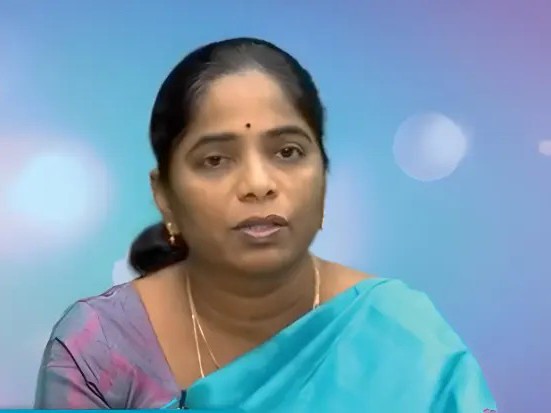 ఇద్దరికీ డిప్యూటీ కలెక్టర్లుగా ప్రమోషన్