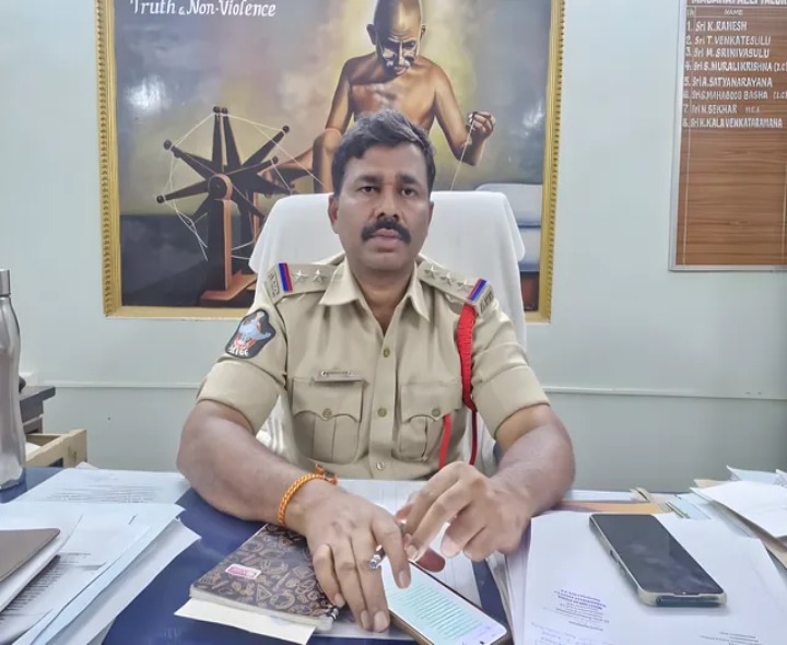 మదనపల్లెలో ప్రభుత్వ భూమి ఆక్రమణ.. కేసు నమోదు